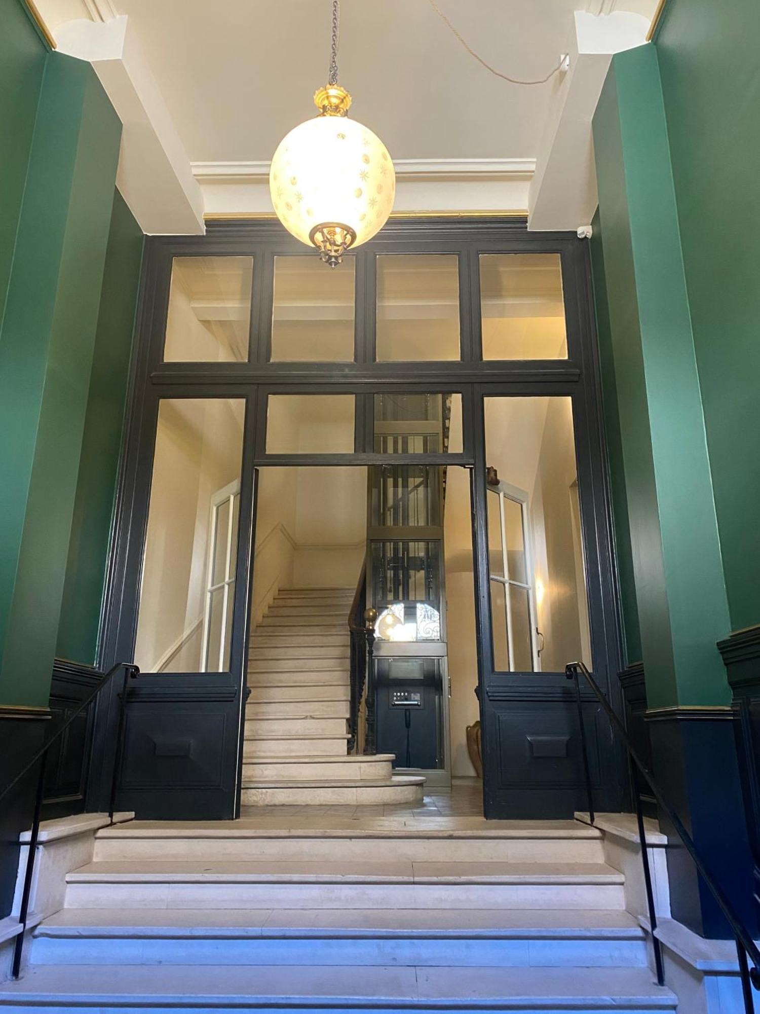 Le Saint Apolline - Sete, Appartement Haussmanien Zewnętrze zdjęcie